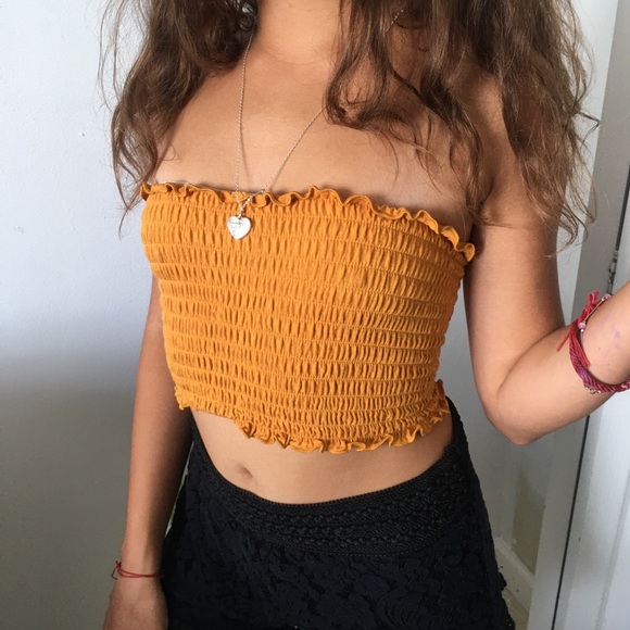 Crop tops - Picture 2 of 2